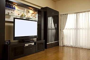 飾る収納もできる多目的に使えるテレビボード